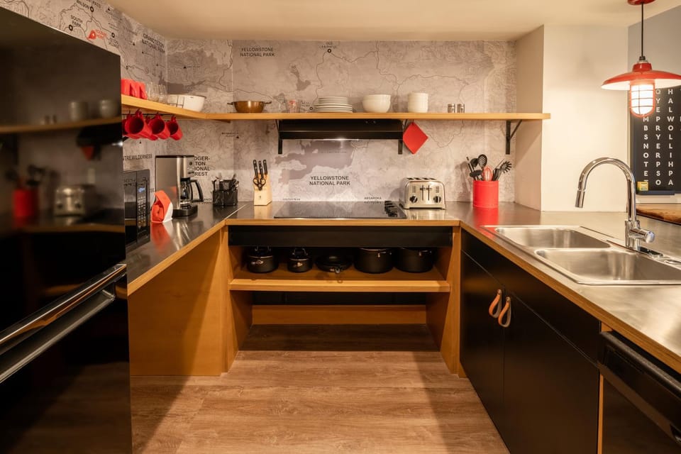 Kitchen or kitchenette, dishwasher, minibar, toaster, kitchen