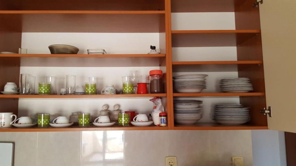 Coffee/tea facilities, Kitchen or kitchenette