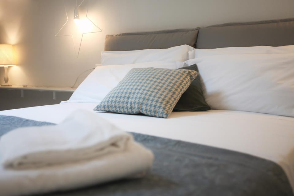 Bed, Decorative detail, Bedroom