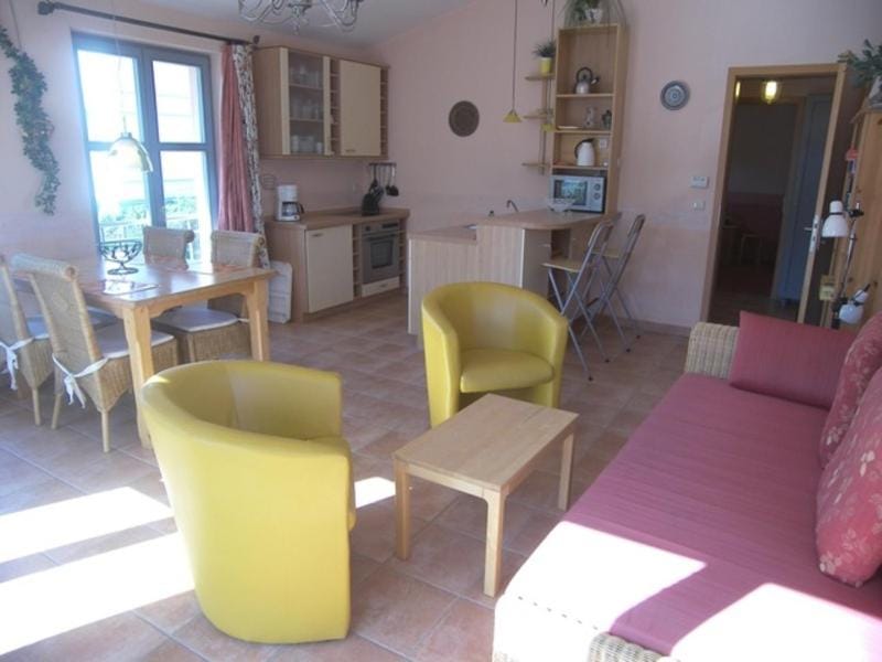 Living room, Seating area, Dining area