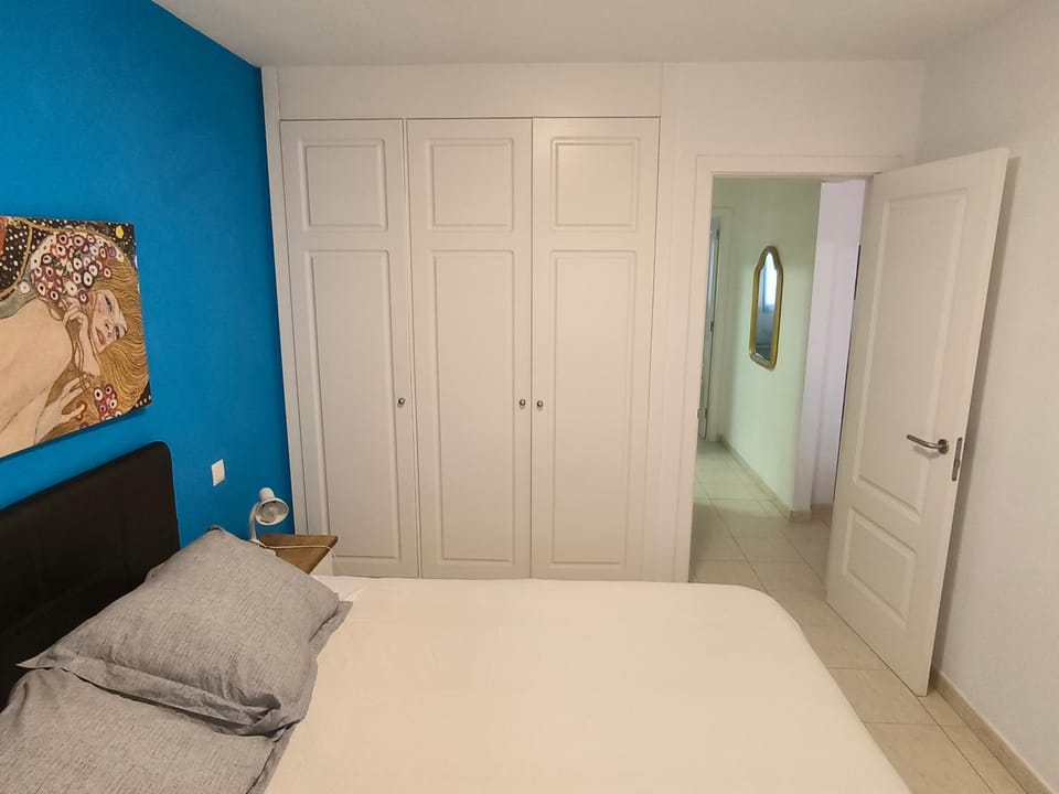 Bed, Bedroom, wardrobe