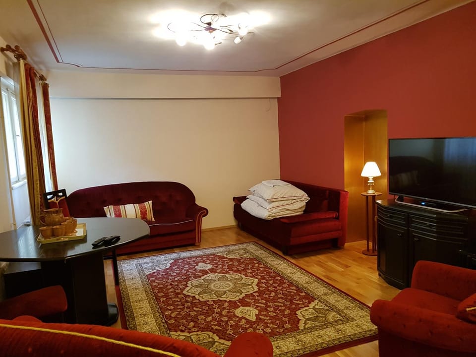 Living room, Bedroom