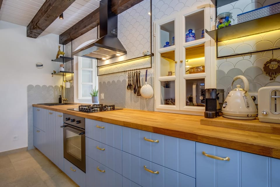 Coffee/tea facilities, Kitchen or kitchenette