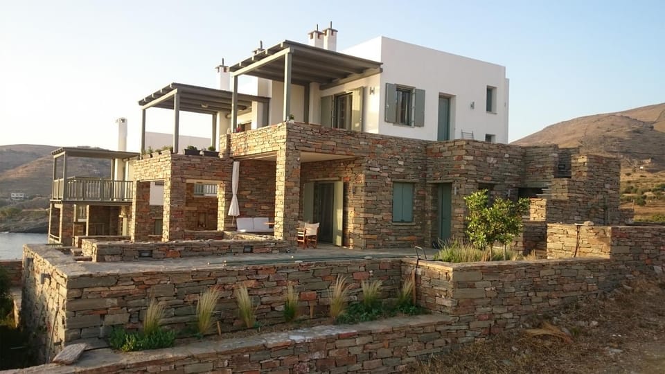 Property building, Facade/entrance, Bird's eye view, Summer, View (from property/room), Floor plan, On site, Sea view, Sunset