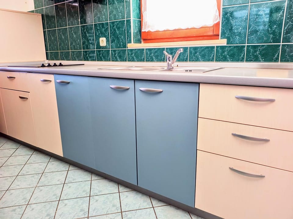 Gumla House Apartment in Novalja