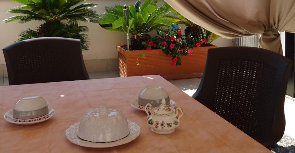 Coffee/tea facilities, Balcony/Terrace