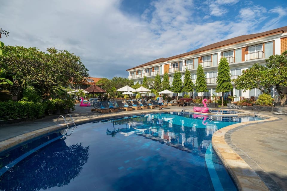 Property building, Swimming pool