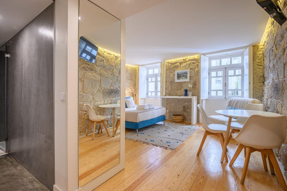 PWHC Miragaia Apartments Apartment in Porto