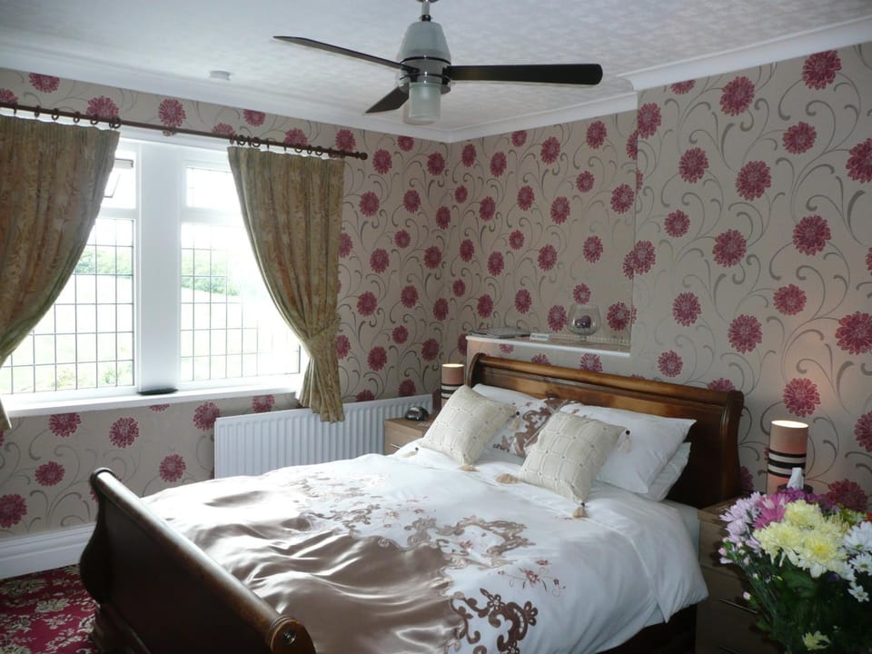 Cherry Blossom Guest House Bed and Breakfast in England