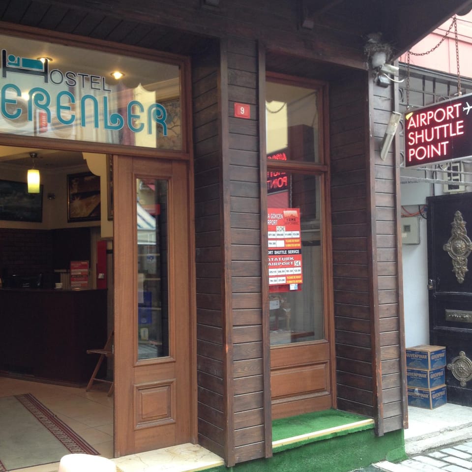 Facade/entrance