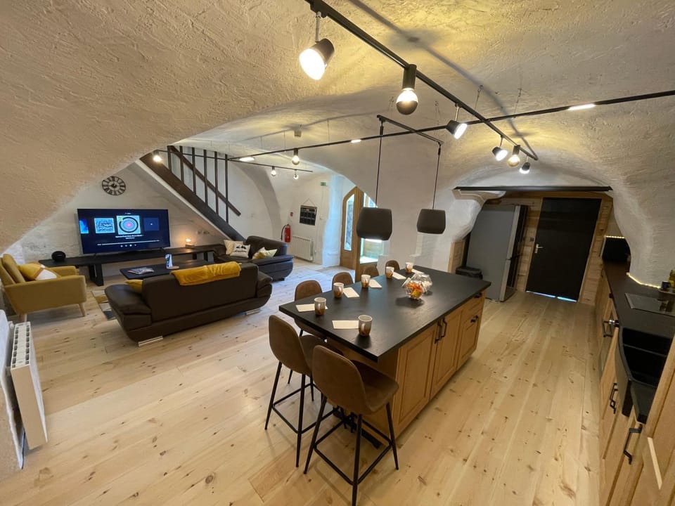 TV and multimedia, Living room