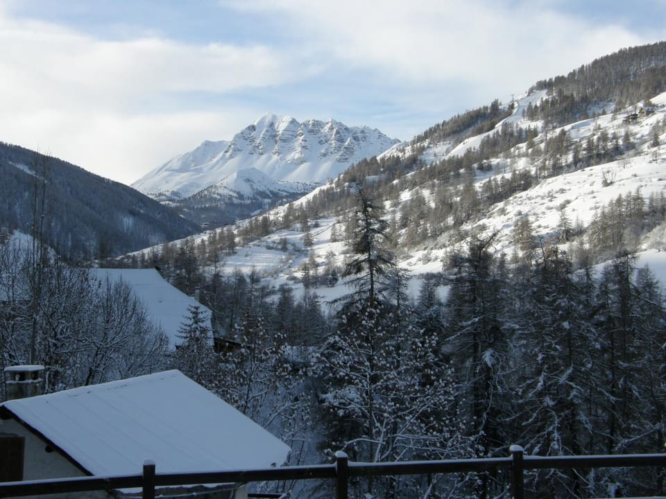 Natural landscape, Winter, Mountain view, Area and facilities