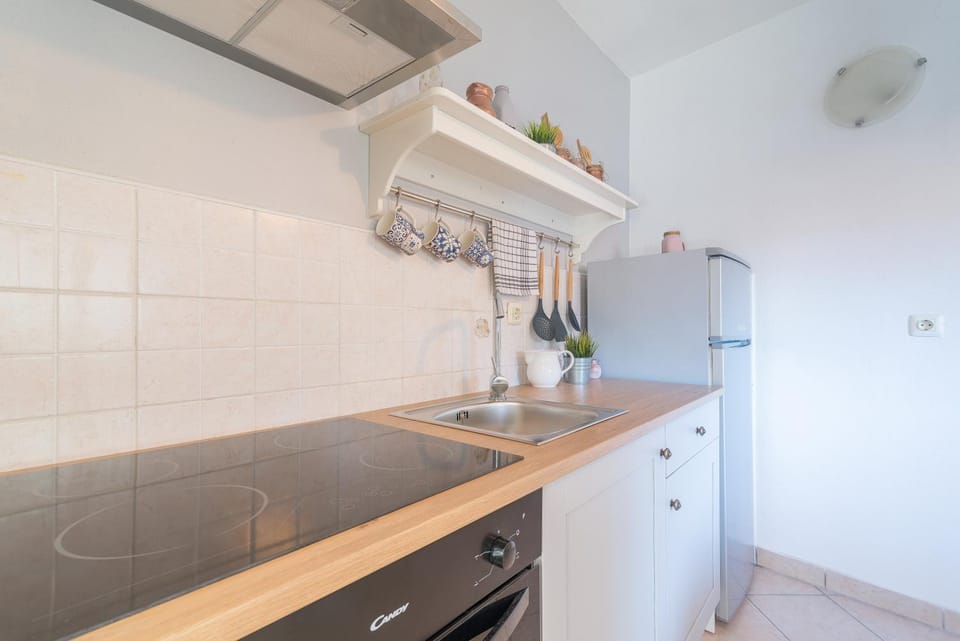 Mediterranean House by The Beach Apartment in Šibenik-Knin County, Croatia
