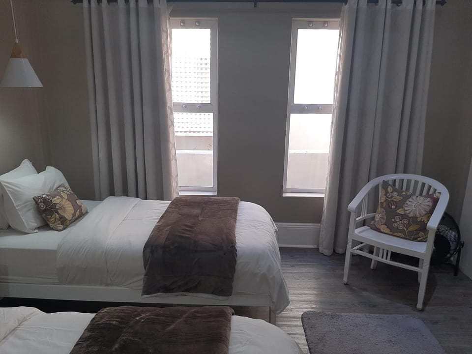 23 On Glen Guest House Bed and Breakfast in Port Elizabeth