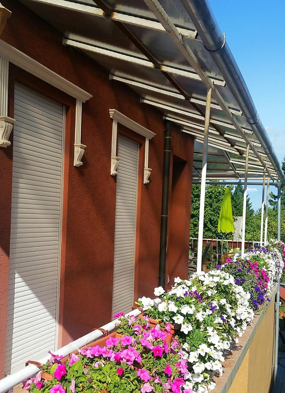 Property building, Facade/entrance