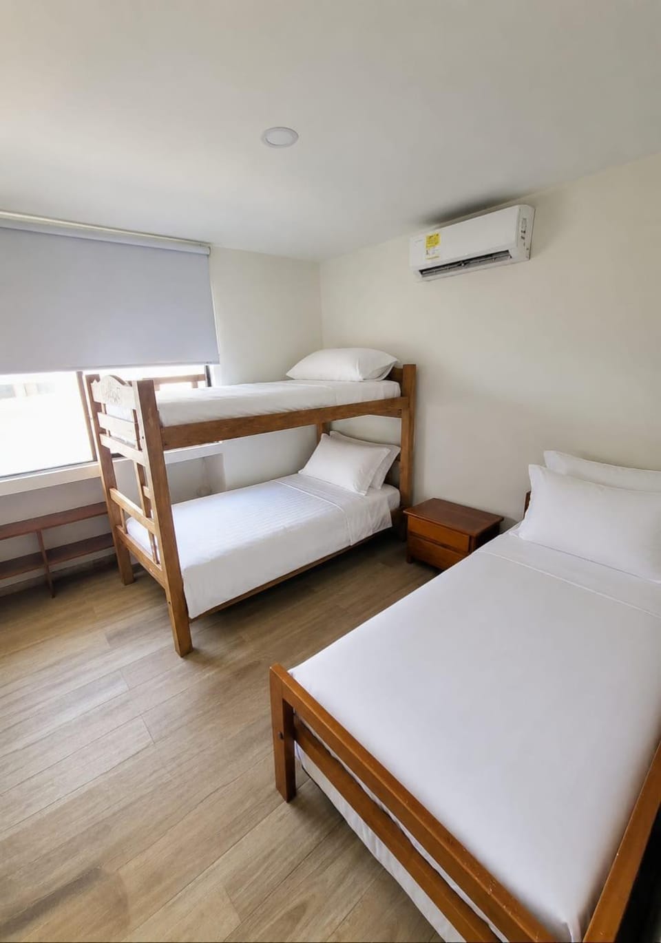 Property building, Bed, Photo of the whole room, Bedroom, bunk bed, Family, air conditioner