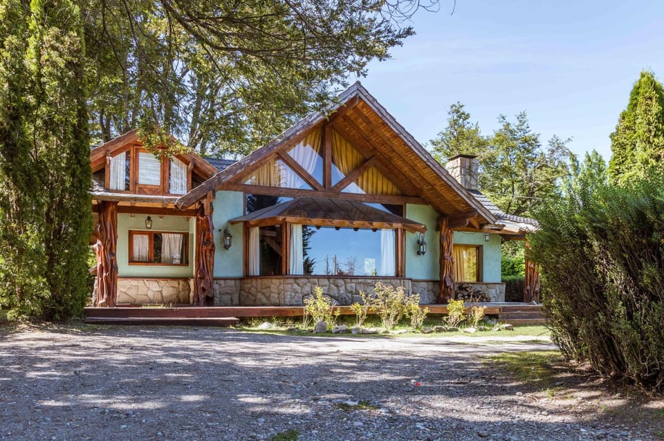 Property building, Garden view, pet friendly