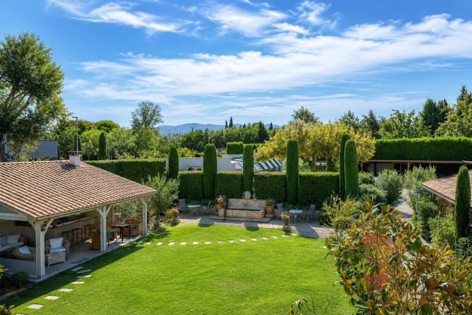 Garden view, Garden view