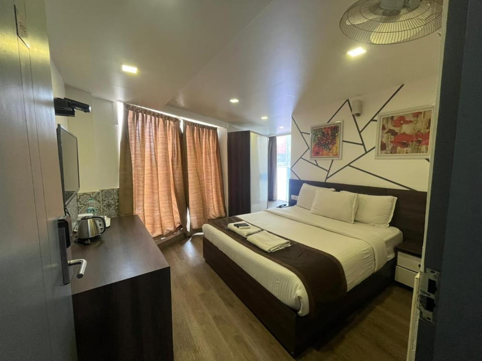 Hotel Royal Inn - Electronic City Hotel in Bengaluru