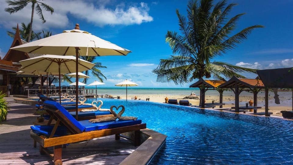 Pool view, Sea view, Swimming pool