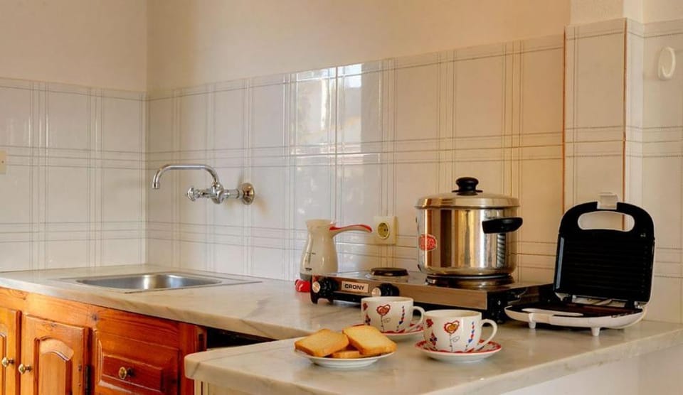 Captain Spiros Studios Bed and Breakfast in Corfu, Greece