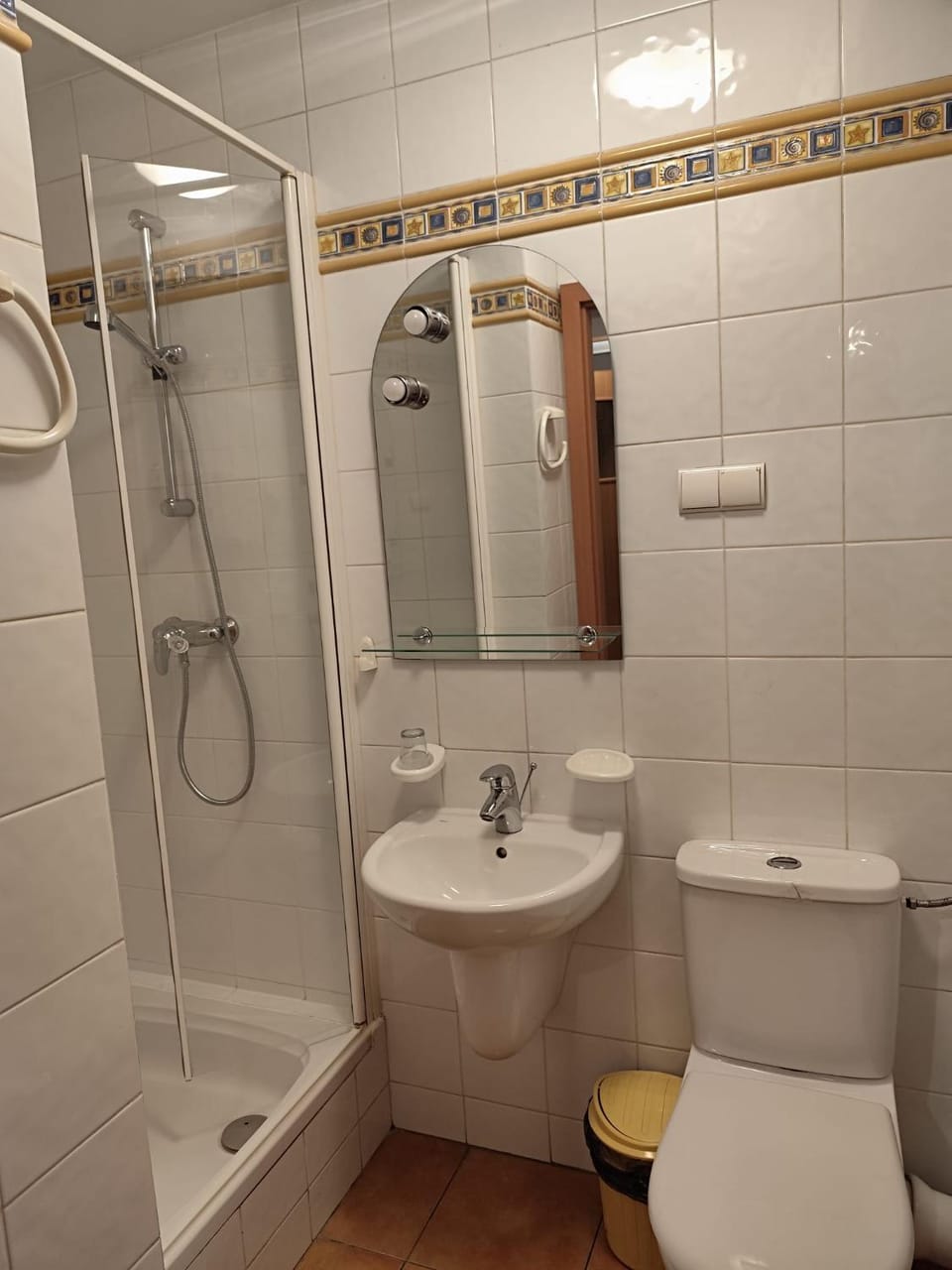 Shower, Toilet, Bathroom