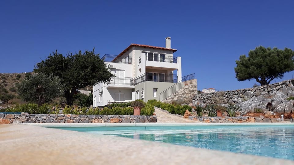 Property building, Natural landscape, Swimming pool