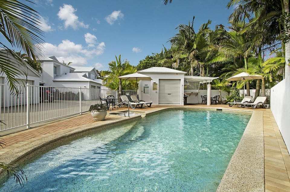 Day, Swimming pool, Swimming pool