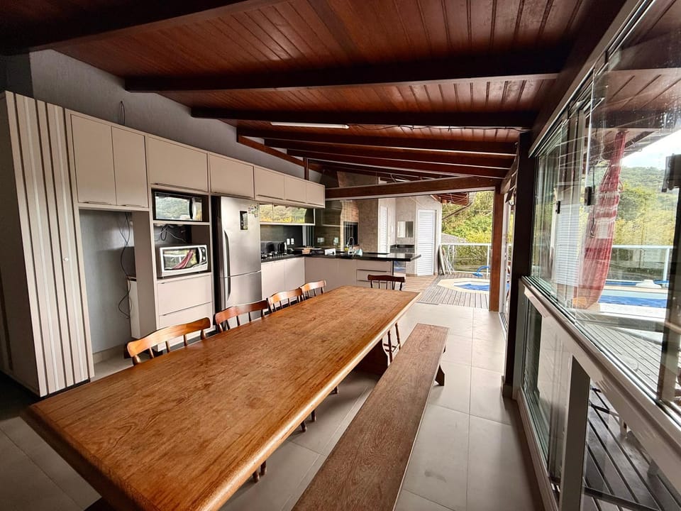 Casa de temporada com piscina House in Florianopolis