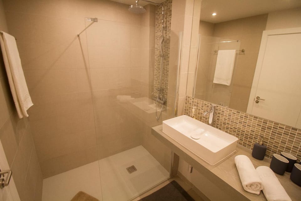 Shower, Toilet, Bathroom, On site