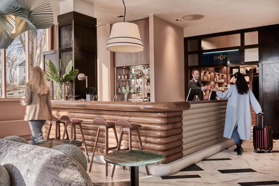 Lobby or reception, Lounge or bar