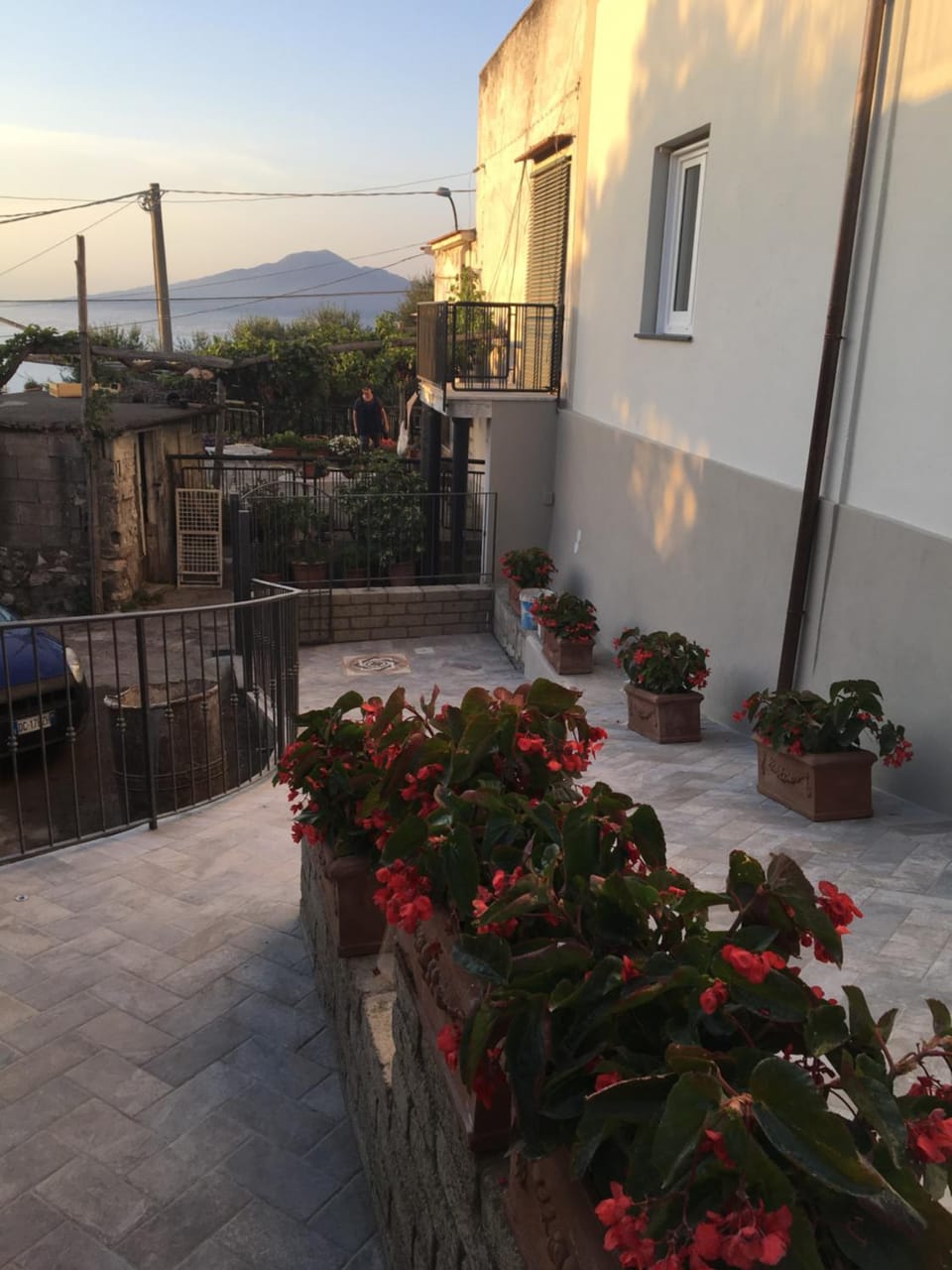 Facade/entrance, View (from property/room), Balcony/Terrace, Sea view