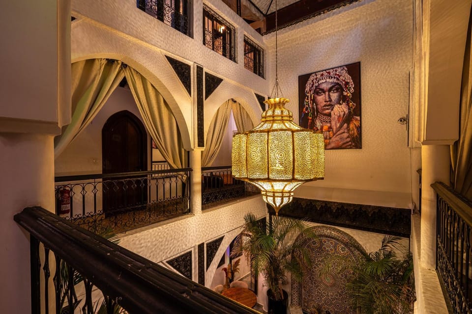 Property building, Balcony/Terrace