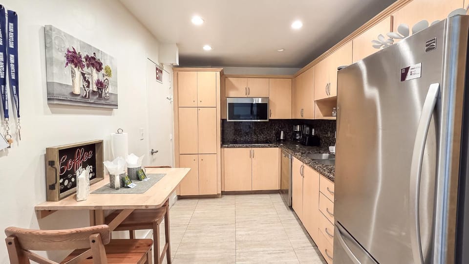 Kitchen or kitchenette, kitchen