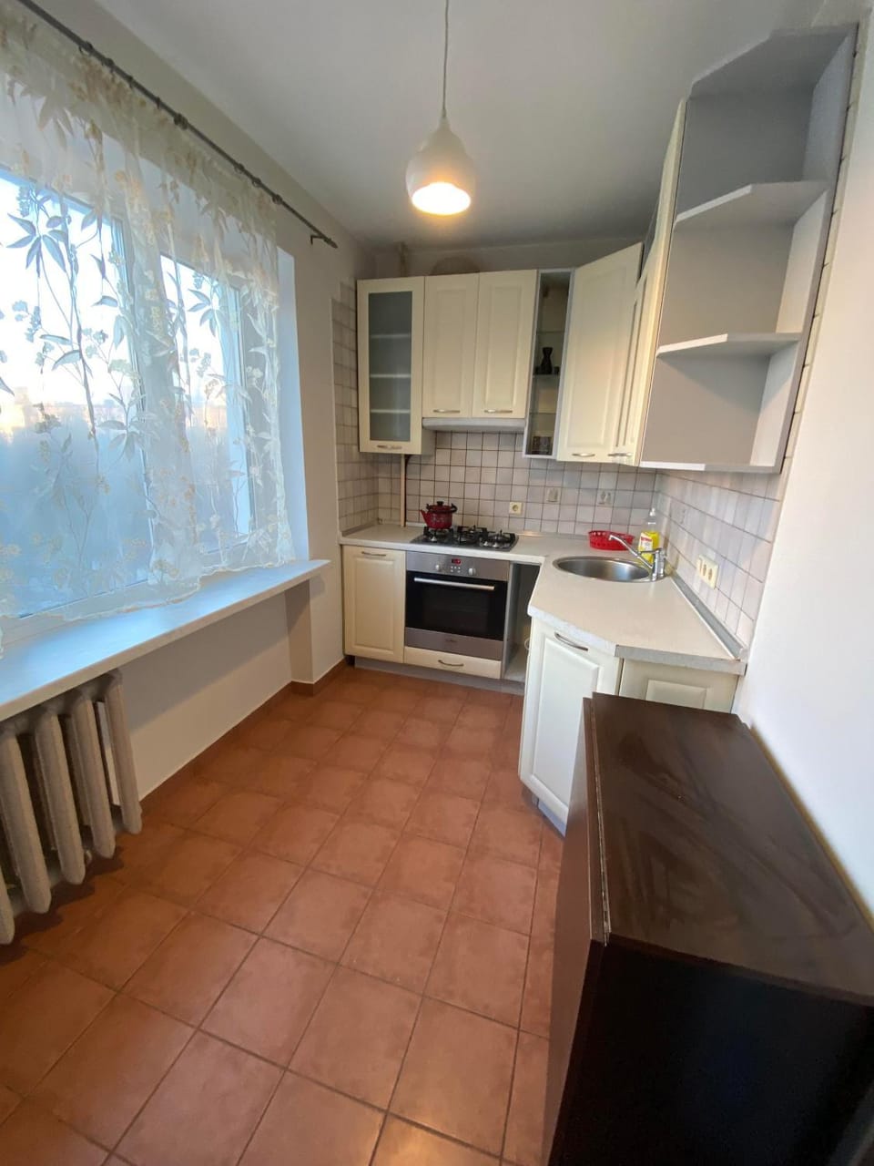 Kitchen or kitchenette, oven, stove