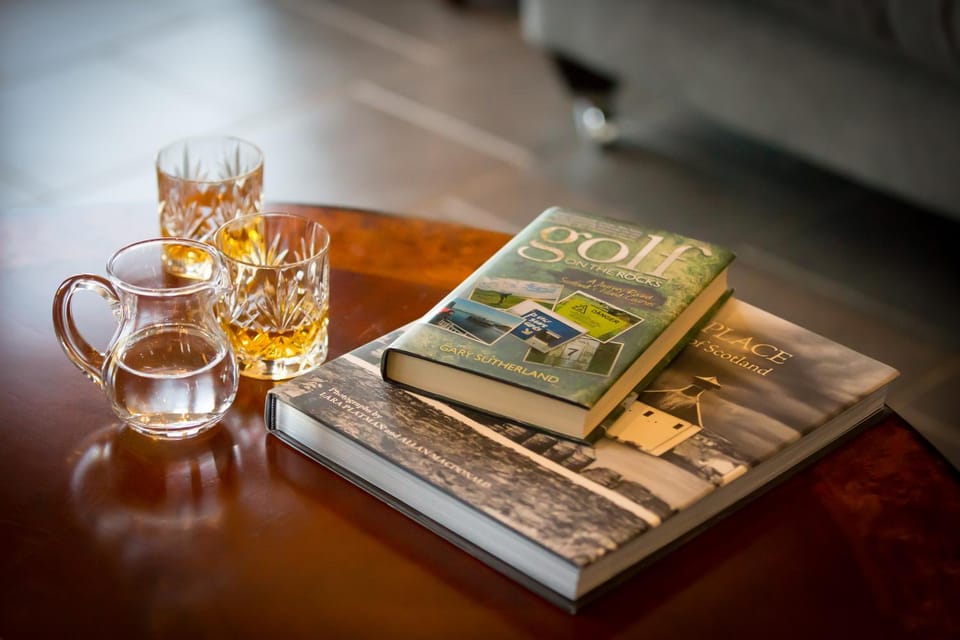 Lounge or bar