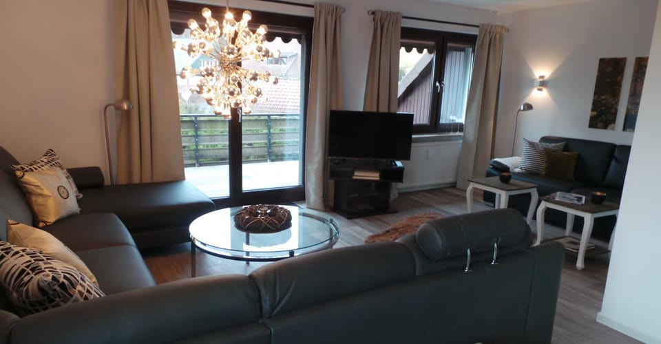 Living room, Photo of the whole room, Seating area