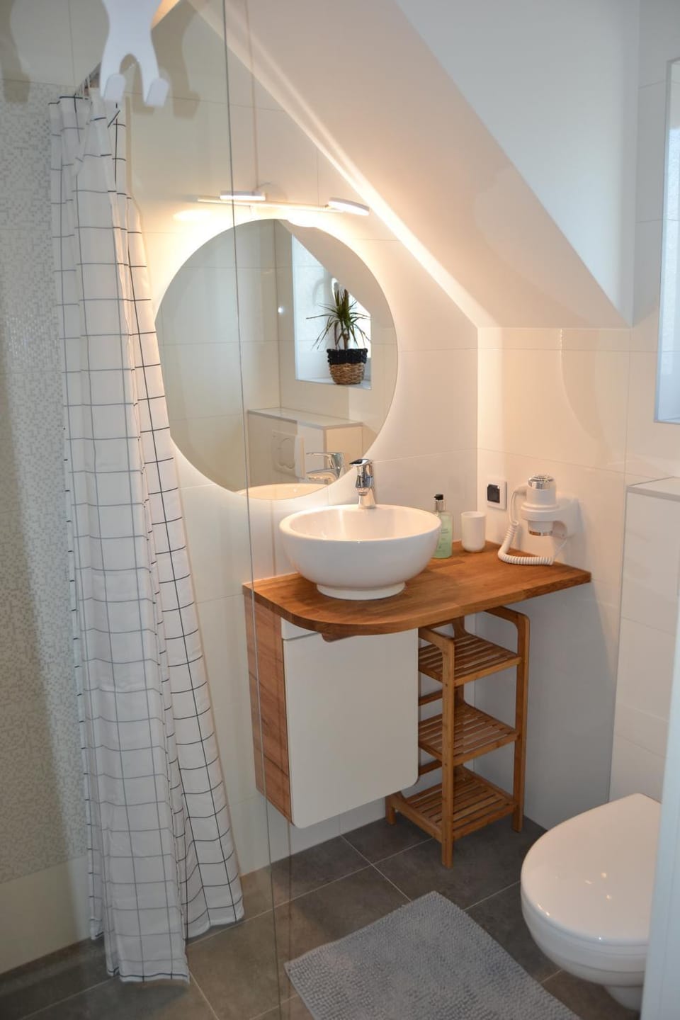Toilet, Bathroom