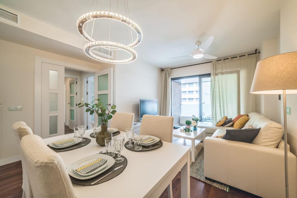 Living room, Dining area