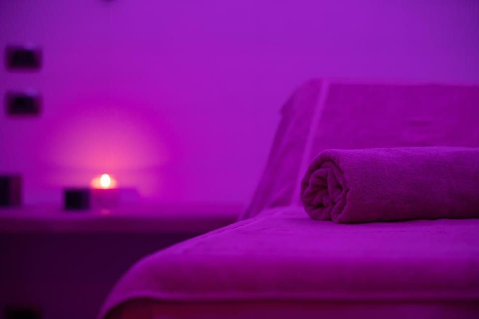 Massage, Spa and wellness centre/facilities