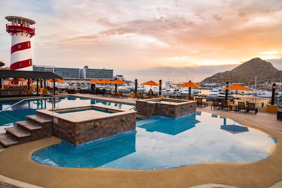 Nearby landmark, Day, Natural landscape, Pool view, Sea view, Swimming pool, Swimming pool, Sunrise, Sunset