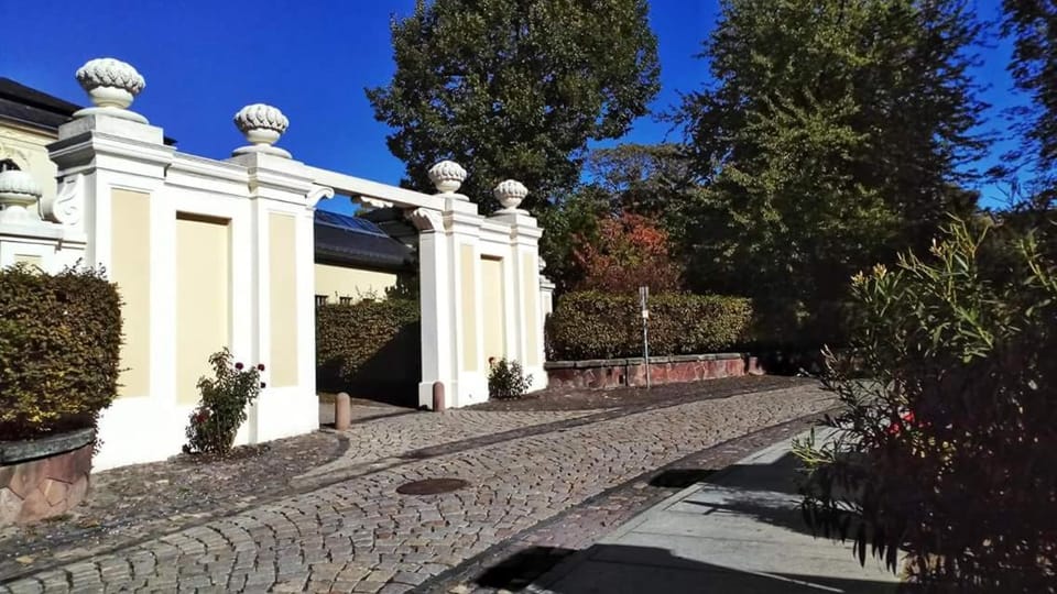 Nearby landmark