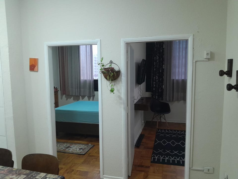 Apto Gonzaga a 20m da praia -Ar Split & Pet Friendly Apartment in Santos