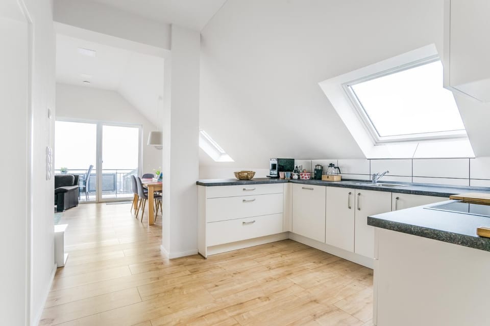 Coffee/tea facilities, Kitchen or kitchenette, kitchen