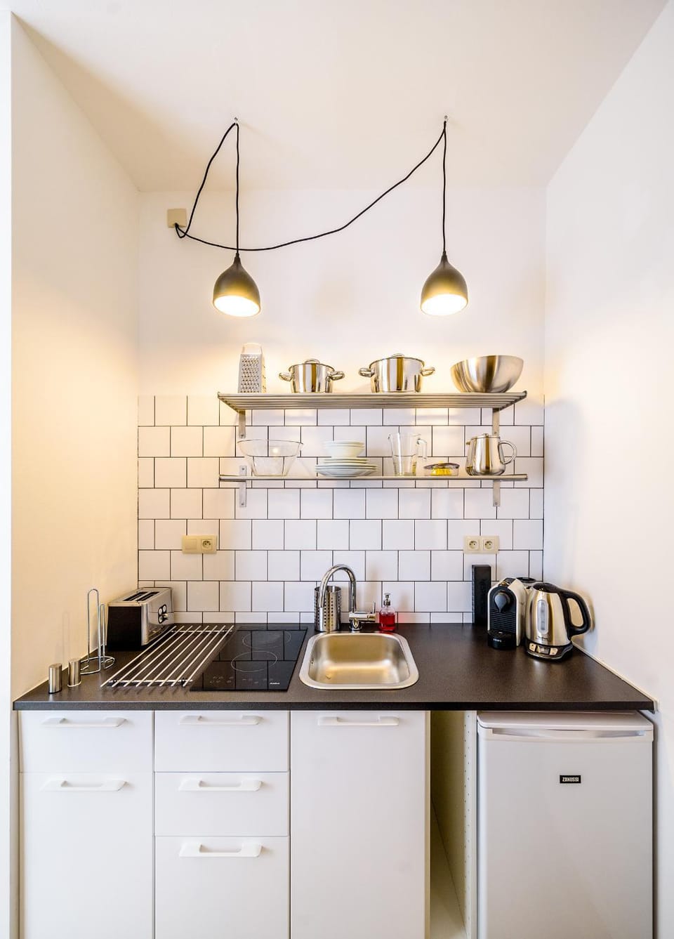 Kitchen or kitchenette, Communal kitchen