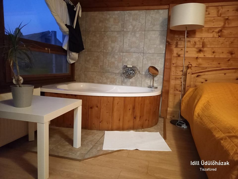 Bedroom, Bath
