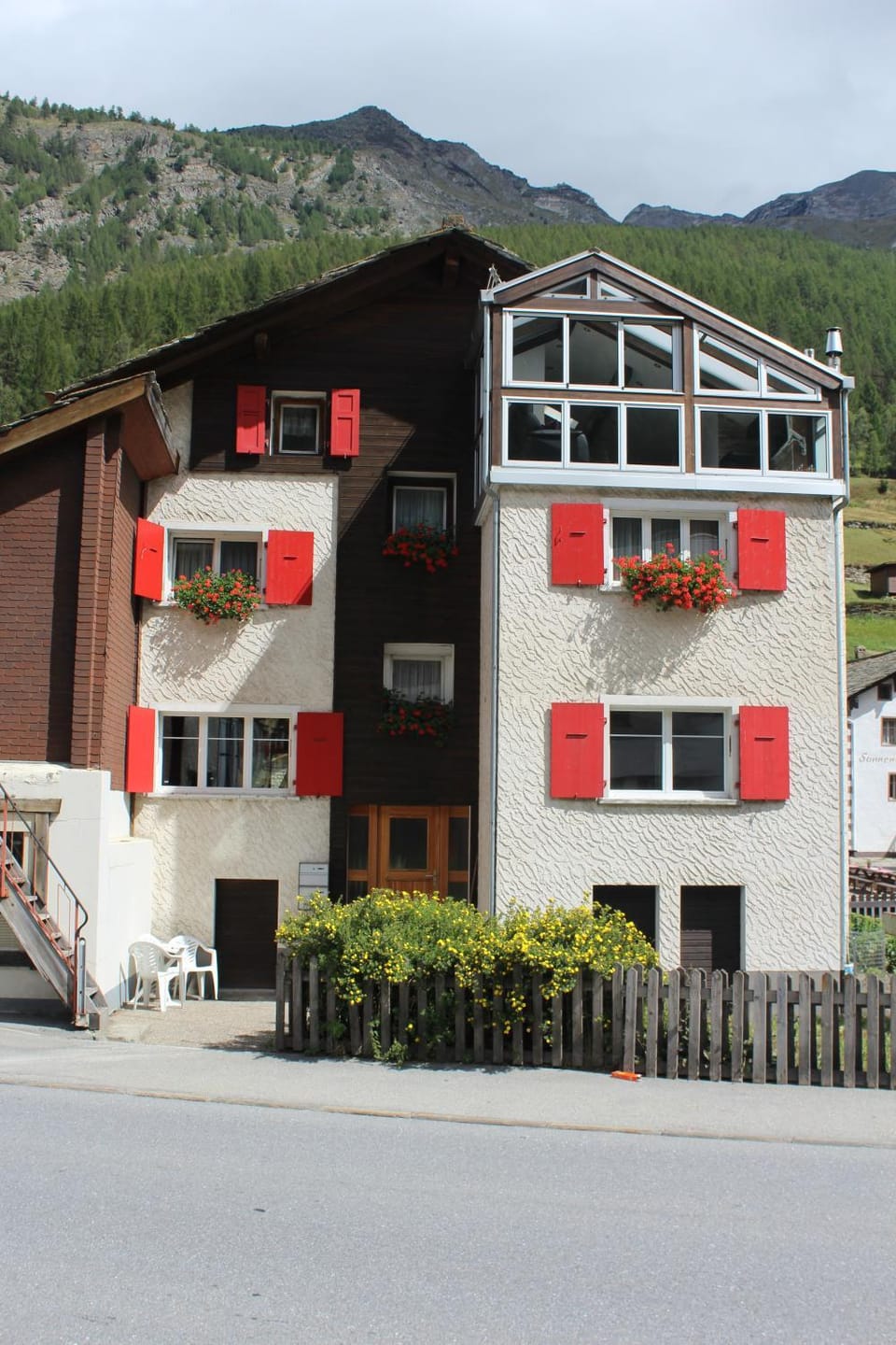 Property building, Facade/entrance