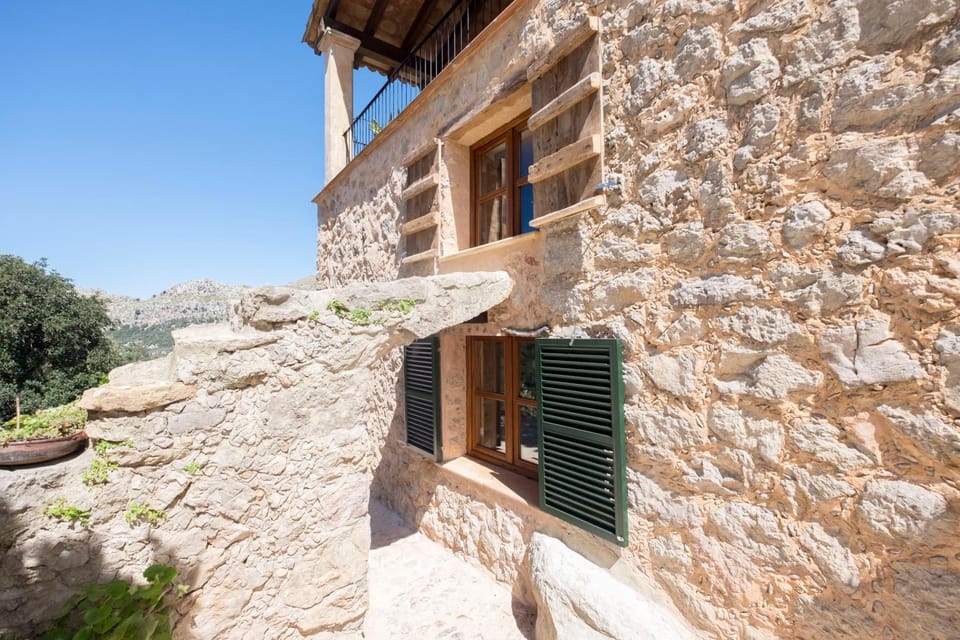 Balcony/Terrace, Garden view, Mountain view