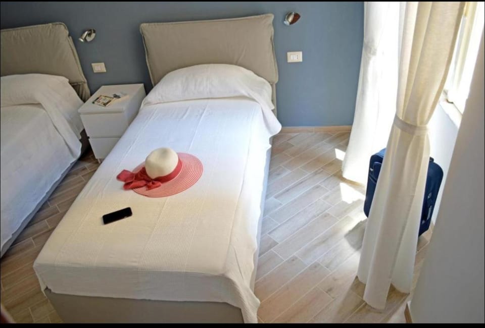 Colosshouse guest house Bed and Breakfast in Rome