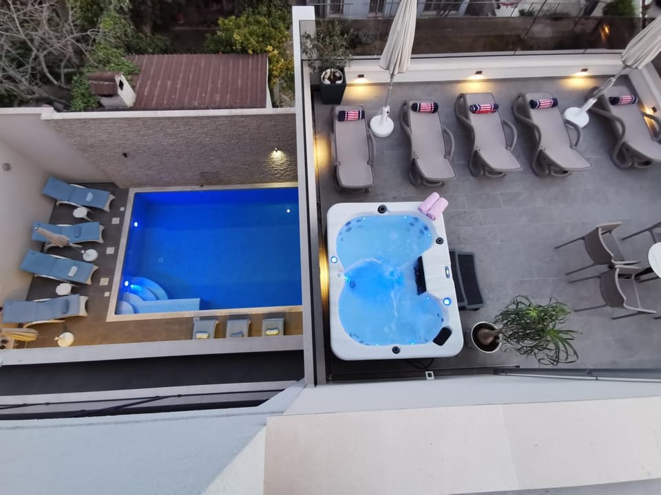 Luxury Rooms Pino Bed and Breakfast in Split